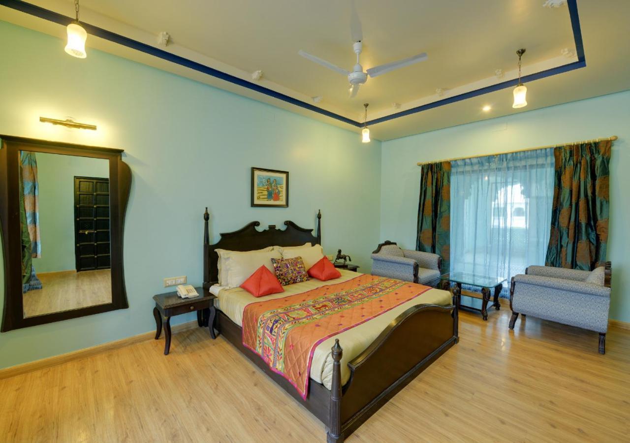 Juesta Lake Nahargarh Palace, Chittorgarh Pārsoli Extérieur photo